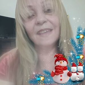 Meet your Posher, Mireya